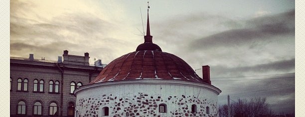 Round Tower is one of Tempat yang Disimpan Сашка.