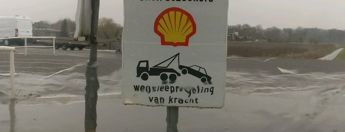 Shell Station Enspijk is one of Shell Tankstations.