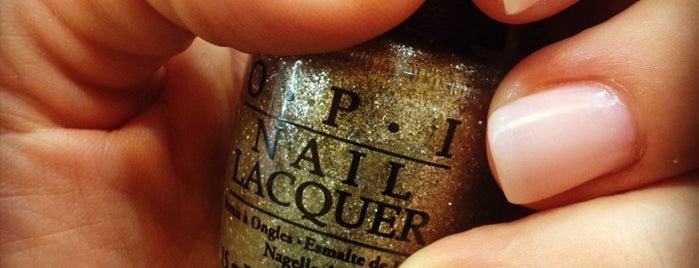 Boutique Nails is one of Locais curtidos por Crystal.