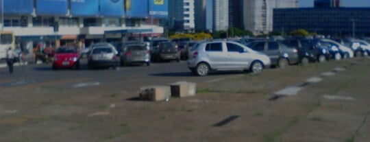 Estacionamento CONIC is one of สถานที่ที่ Soraia ถูกใจ.