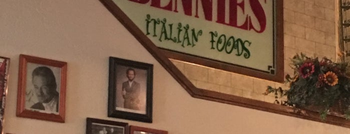 Bennie's Italian Foods & Pizza is one of Local  restaurants.