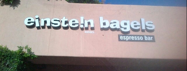 Einstein Bros Bagels is one of Vasundharaさんのお気に入りスポット.