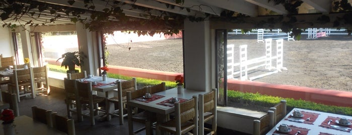 Restaurante Hípico San Francisco is one of สถานที่ที่บันทึกไว้ของ Desy.