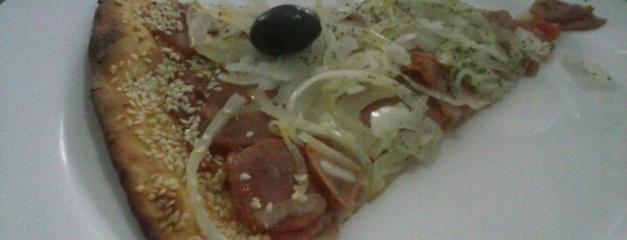 Mano 13 Pizzaria is one of Favoritos do Barilli.