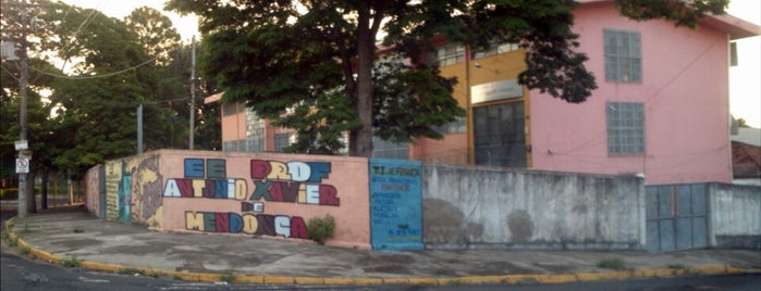 Escola Estadual Xavier de Mendonça is one of lugares que cadastrei.