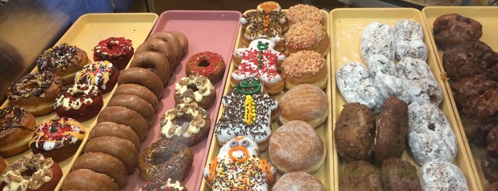 The Dandee Donut Factory is one of Miami.