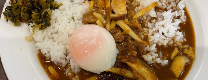 CoCo壱番屋 中央区六本松店 is one of カレー 行きたい.