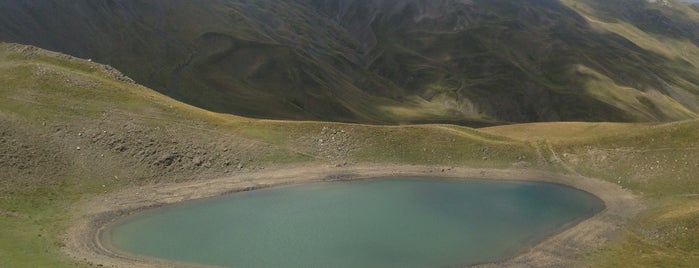 Gistova Dragon Lake is one of Super.