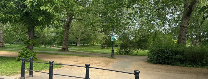 Serpentine Walk is one of 🇬🇧 (London).