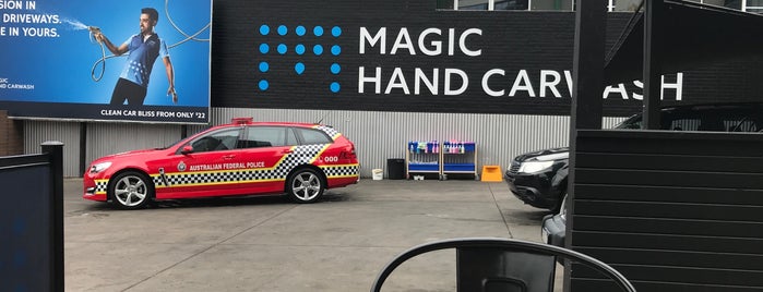 Magic Hand Car Wash is one of สถานที่ที่ Damian ถูกใจ.