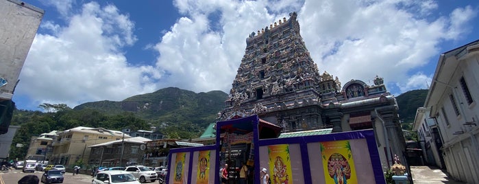 Arul Mihu Navasakthi Vinayagar Hindu Temple is one of Seychellen.