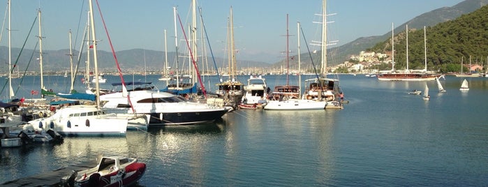 Fethiye Yelken Klübü is one of Lieux qui ont plu à TİMUR.