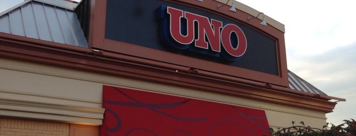 Uno Pizzeria & Grill - Dedham is one of Irish Pubs/ Sports Bars.