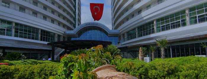 Miracle Resort Hotel is one of Orte, die Hülya gefallen.