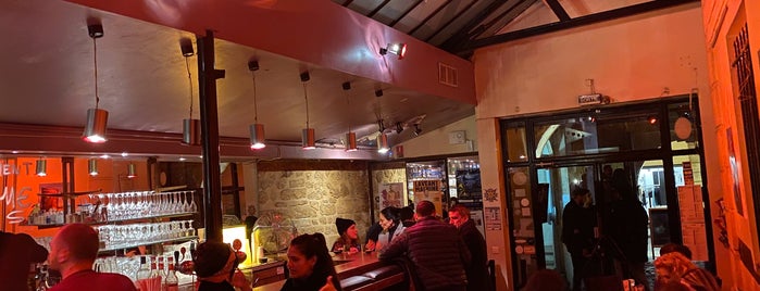 Le Yono is one of Top 10 places in Paris.