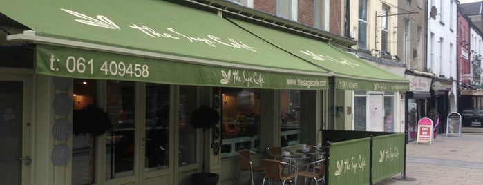 The Sage Cafe is one of สถานที่ที่ Aston ถูกใจ.