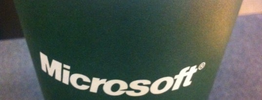 Microsoft Cafe 43 is one of สถานที่ที่ Sunjay ถูกใจ.