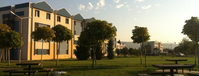 Ege Üniversitesi Öğrenci Köyü is one of Lugares favoritos de Hazal.
