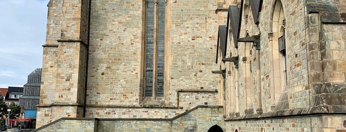 Dom St. Maria, St. Liborius und St. Kilian is one of Lieux qui ont plu à Robert.