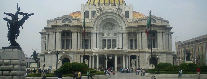 Güzel Sanatlar Sarayı is one of Trips / Mexico.