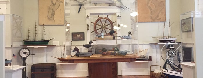 Florida Maritime Museum at Cortez is one of Tempat yang Disukai Meredith.
