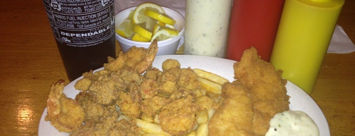 Baytown Seafood is one of Places To Go With Kids.