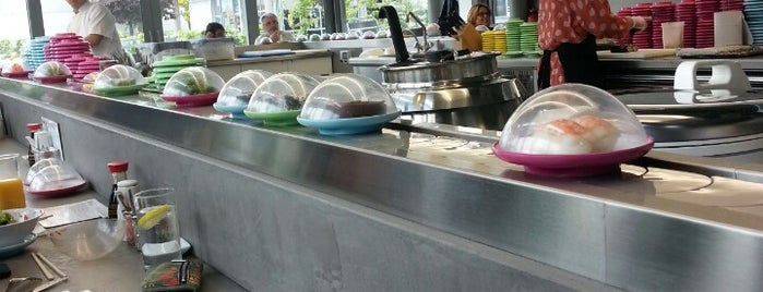 Kokeshi Sushi Bar is one of Locais curtidos por anthony.