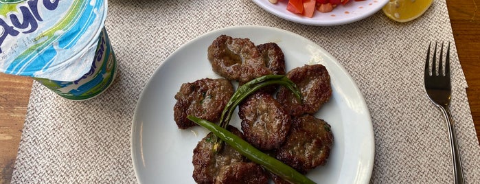Köfteci Turgay is one of İzmir Lokanta & Ev yemekleri.