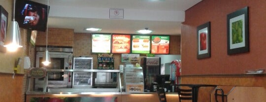 Subway is one of สถานที่ที่ Lygia ถูกใจ.