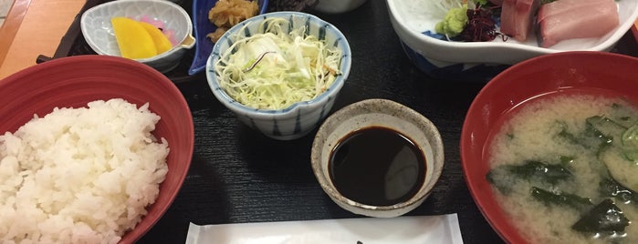 活き魚 魚厳 is one of 徳島の美味しいお店.