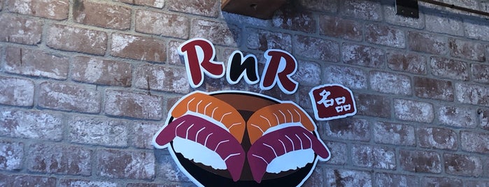 RnR Sushi and Bowls is one of สถานที่ที่ Mars ถูกใจ.