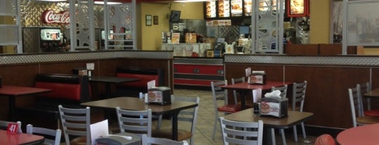 Hardee's / Red Burrito is one of visited here.