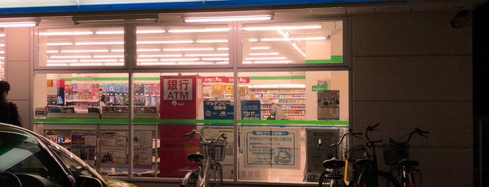 ファミリーマート 大田中央三丁目店 is one of コンビニ大田区品川区.