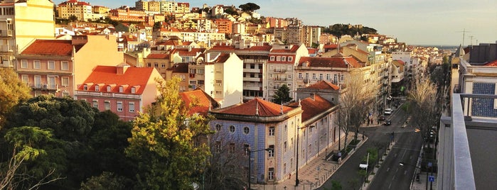 Lisbon City Hotel is one of Lieux qui ont plu à Joris.