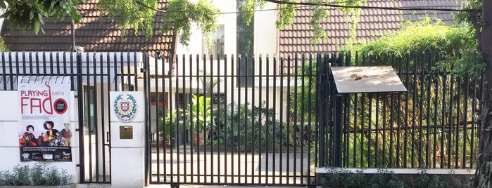 Kedutaan Besar Portugal (Embaixada de Portugal) is one of Kedutaan Besar di Jakarta.