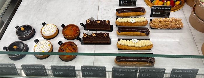 Maison Kayser (Joo Chiat) is one of Micheenli Guide: French mini cakes in Singapore.
