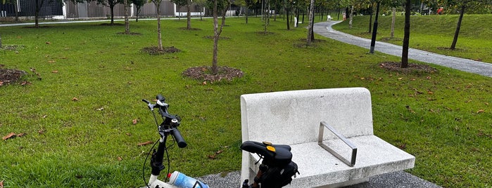 Ang Mo Kio Linear Park is one of Coast-to-Coast Central Trail (Singapore).