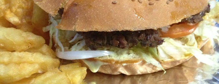 Bochy's Burger is one of Orte, die Gustavo gefallen.