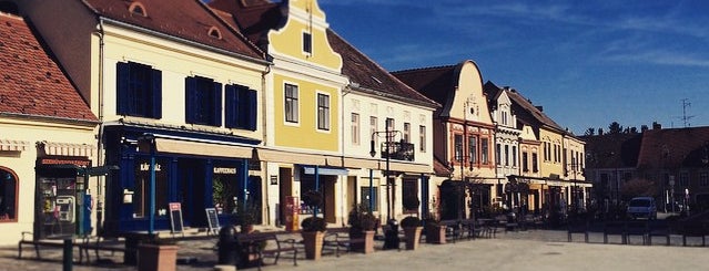 Fő tér is one of Zoltán 님이 좋아한 장소.