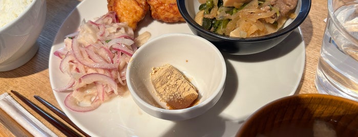 Café & Meal MUJI is one of 自然派食堂・定食.