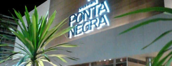 Shopping Ponta Negra is one of Locais curtidos por Erika.