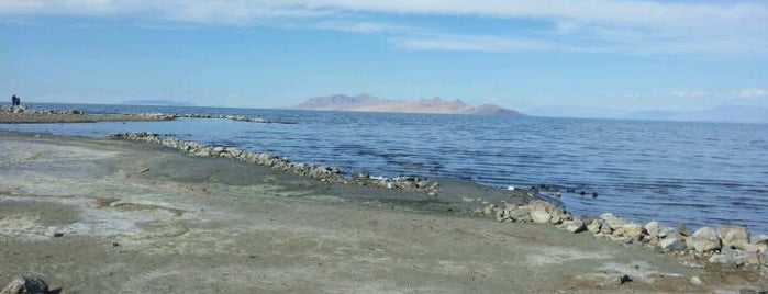 Great Salt Lake State Park is one of UT.