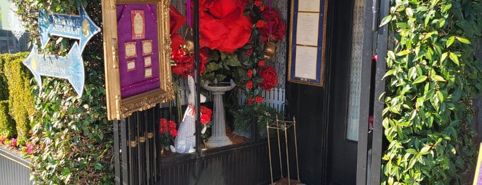 Queen Mary Tea Room is one of Seattle Tearooms.