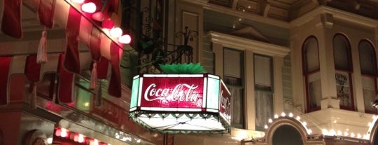 Refreshment Corner hosted by Coca-Cola is one of Disneyland MUST Eats!.