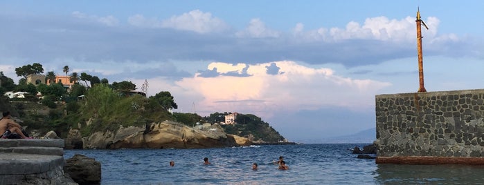 Spiaggia Gaiola is one of Naples.