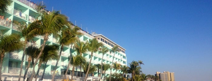 Lani Kai Island Resort is one of Ashley : понравившиеся места.