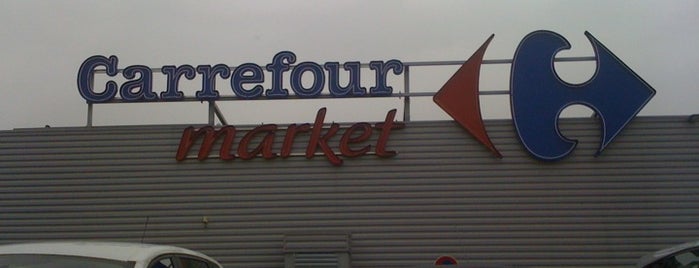 Carrefour Market is one of Orte, die Stacey gefallen.