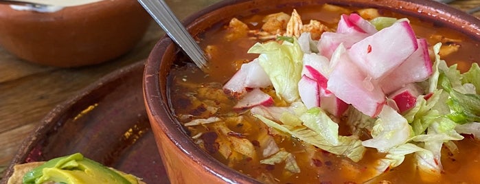 La Auténtica Pozolería is one of Comer en Qro.