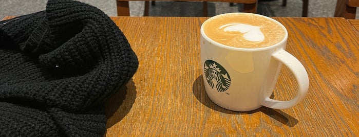 Starbucks is one of Tempat yang Disukai Edward.
