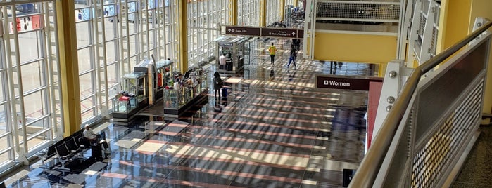 Ronald Reagan Washington National Airport (DCA) is one of ᴡᴡᴡ.Bob.pwho.ru’s Liked Places.